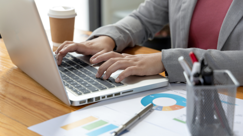 Get Started With E-Commerce Payment Processing With RetailHub For Your Online Store